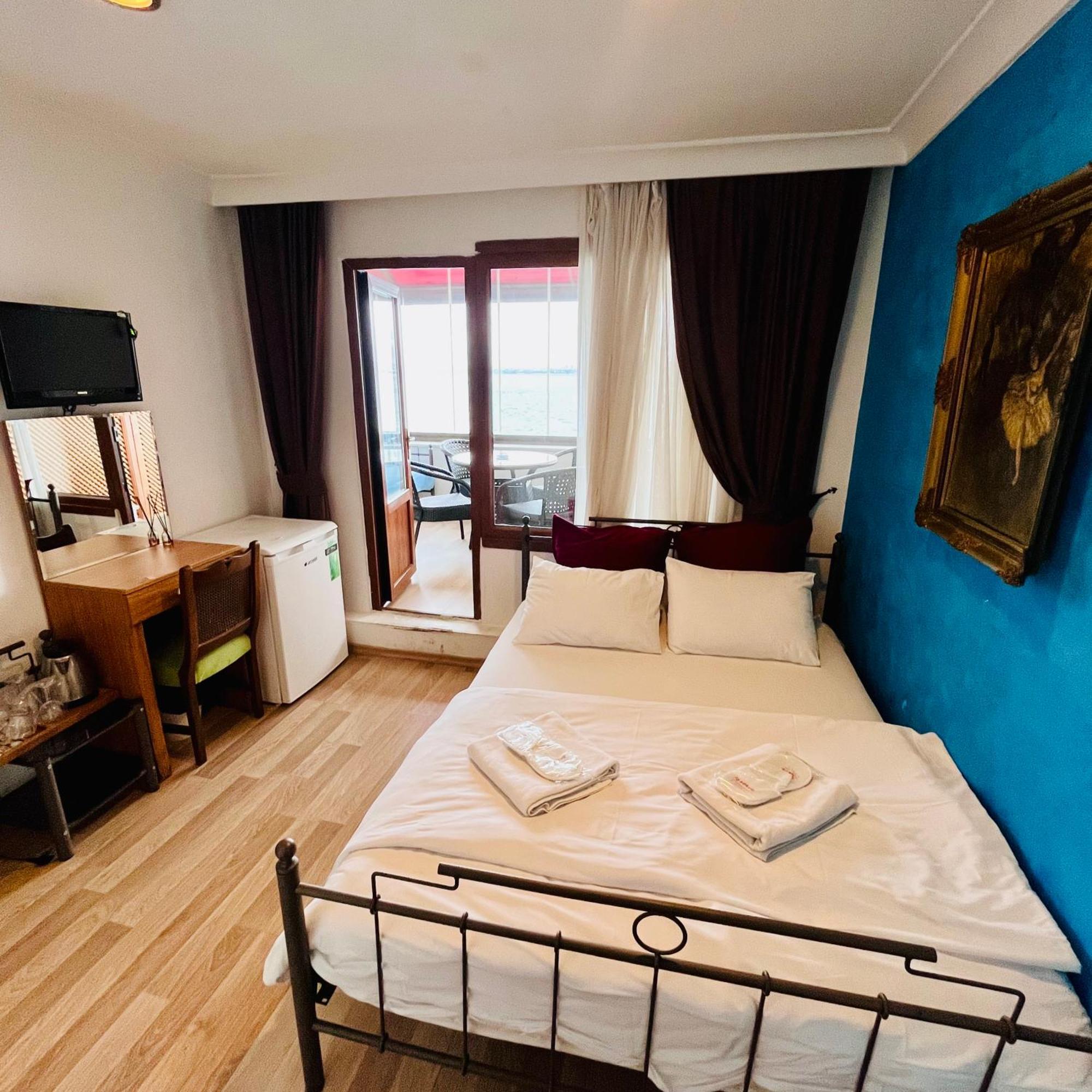 By Sukru Hotel Adalar Extérieur photo