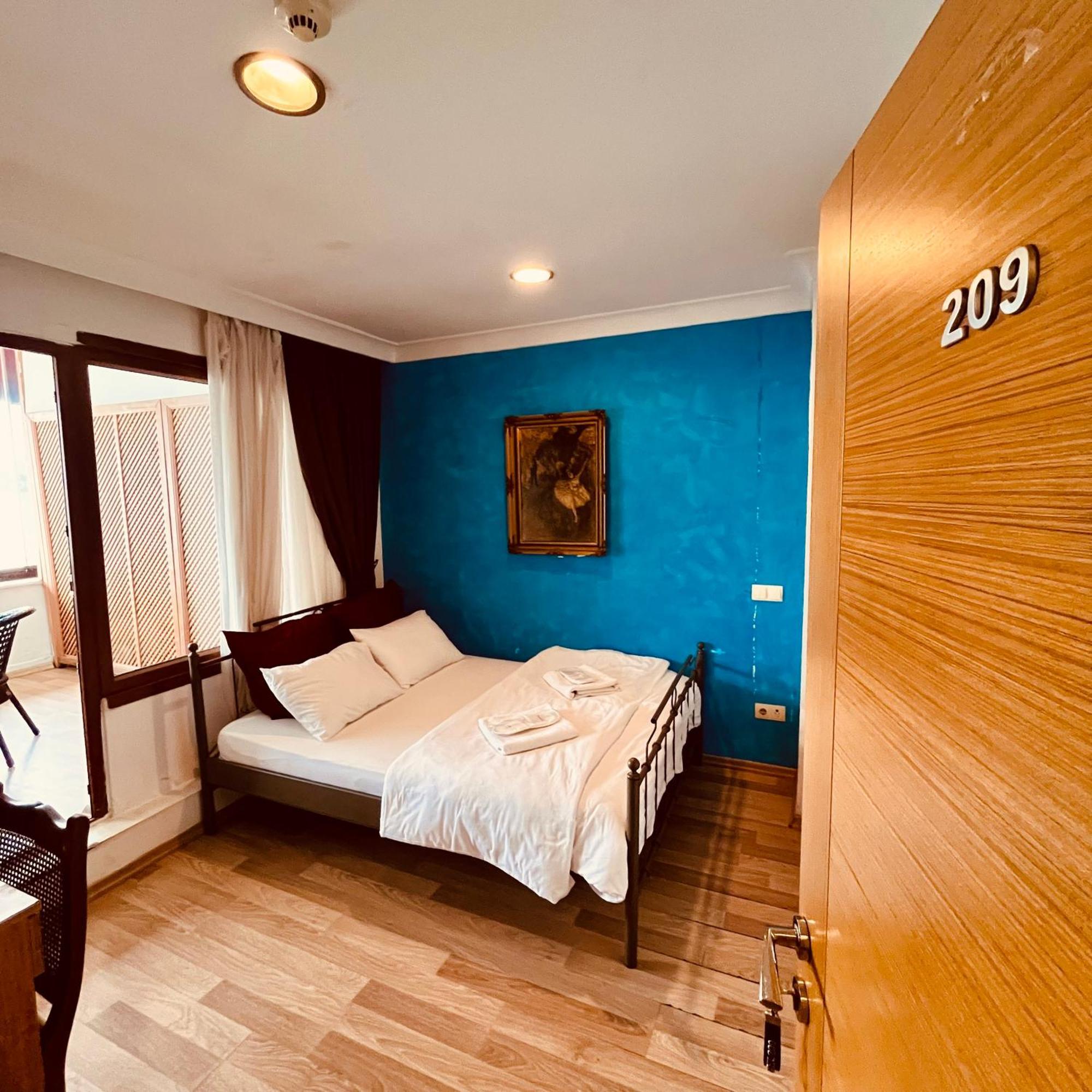 By Sukru Hotel Adalar Extérieur photo